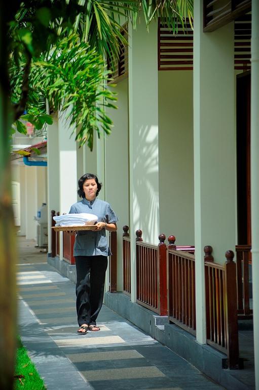 Royal Golden View Hotel Yangon Exterior photo