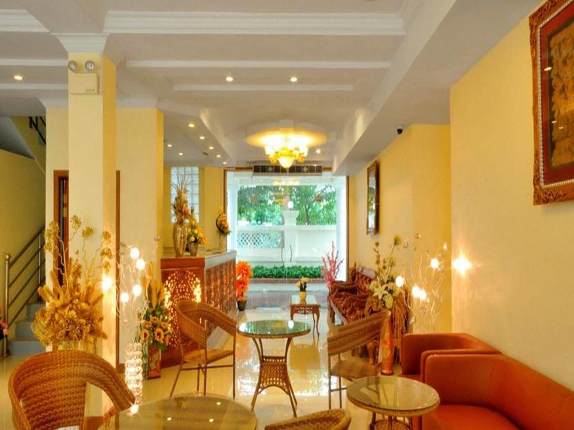 Royal Golden View Hotel Yangon Exterior photo